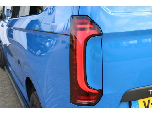 Volkswagen Transporter BPM VRIJ | Bulli Intro | L2 | 2.0 TDI 170 PK | Automaat | Trekhaak | Sidebars | PDC | Navi | Came... ActivLease financial lease