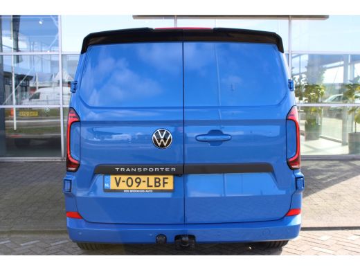 Volkswagen Transporter BPM VRIJ | Bulli Intro | L2 | 2.0 TDI 170 PK | Automaat | Trekhaak | Sidebars | PDC | Navi | Came... ActivLease financial lease