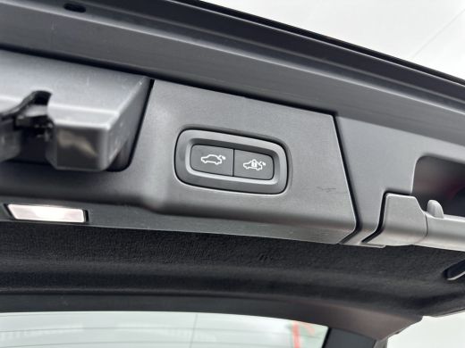 Volvo  V90 B4 Inscription | Google | Panoramadak | Head-up | 360 Camera | Harman Kardon | Elektrische stoele... ActivLease financial lease