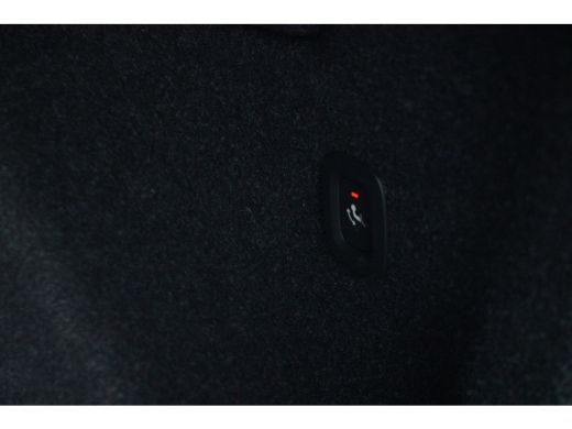 Volvo  XC40 Volvo Recharge T5 Ultimate Dark | Adaptive Cruise | Harman/Kardon | Panoramadak | Camera | Voorru... ActivLease financial lease