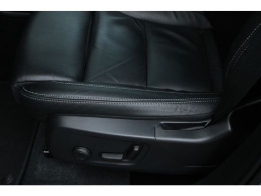 Volvo  XC40 Volvo Recharge T5 Ultimate Dark | Adaptive Cruise | Harman/Kardon | Panoramadak | Camera | Voorru... ActivLease financial lease