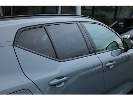 Volvo  XC40 Volvo Recharge T5 Ultimate Dark | Adaptive Cruise | Harman/Kardon | Panoramadak | Camera | Voorru... ActivLease financial lease
