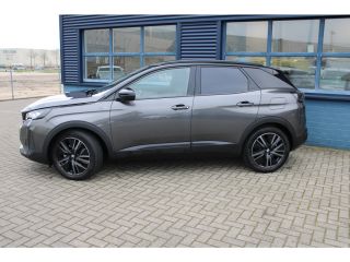Peugeot 3008 Peugeot 1.6 HYbrid 225 pk GT | panorama dak| | Achteruitrijcamera | Afwijkende dakkleur | Apple C...