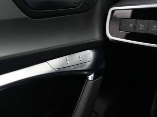 Audi A6 Avant 40 204 pk TFSI S edition S Line Panoramadak Matrix Audi Sound 27 ActivLease financial lease