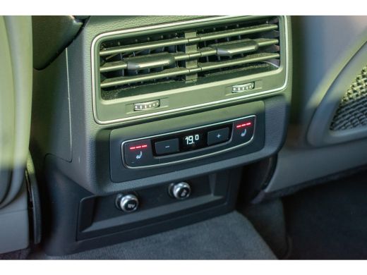 Audi Q7 55 TFSI e Quattro Pro Line S ACC Pano Head-up Keyless 360-camera Trekhaak Massage ActivLease financial lease