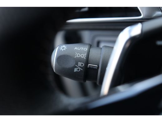 Peugeot 5008 1.2 PURETECH 130PK GT PACK AUTOMAAT / NAVI / CLIMA / PDC / 19" LMV / CAMERA / KEYLESS / FULL-LED ... ActivLease financial lease