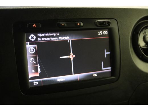 Renault Master T35 2.3 dCi L2H2 AUTOMAAT MET LAADKLEP LIFT ActivLease financial lease