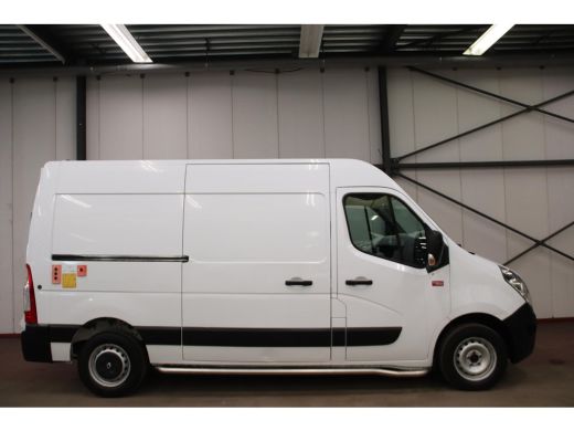 Renault Master T35 2.3 dCi L2H2 AUTOMAAT MET LAADKLEP LIFT ActivLease financial lease