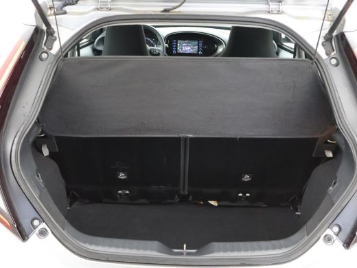 Toyota Aygo X 1.0 VVT-i MT PLAY + ADAPTIVE CRUISE | APPLE CARPLAY | CAMERA | AIRCO ActivLease financial lease