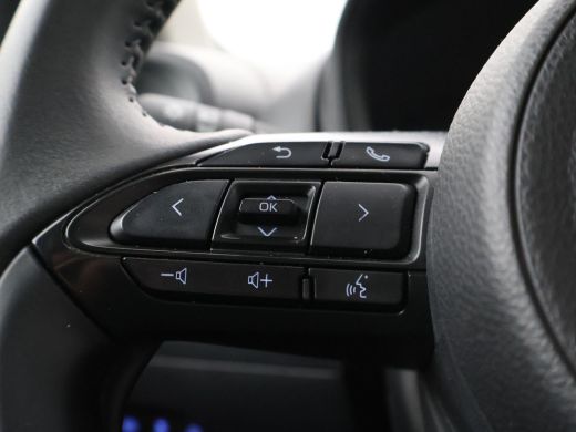 Toyota Aygo X 1.0 VVT-i MT PLAY + ADAPTIVE CRUISE | APPLE CARPLAY | CAMERA | AIRCO ActivLease financial lease