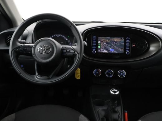 Toyota Aygo X 1.0 VVT-i MT PLAY + ADAPTIVE CRUISE | APPLE CARPLAY | CAMERA | AIRCO ActivLease financial lease