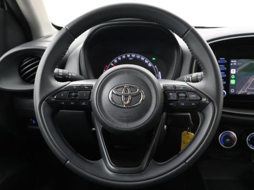 Toyota Aygo X 1.0 VVT-i MT PLAY + ADAPTIVE CRUISE | APPLE CARPLAY | CAMERA | AIRCO ActivLease financial lease