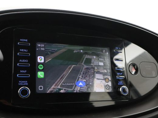 Toyota Aygo X 1.0 VVT-i MT PLAY + ADAPTIVE CRUISE | APPLE CARPLAY | CAMERA | AIRCO ActivLease financial lease