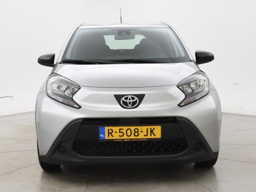 Toyota Aygo X 1.0 VVT-i MT PLAY + ADAPTIVE CRUISE | APPLE CARPLAY | CAMERA | AIRCO ActivLease financial lease
