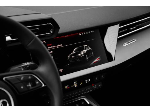 Audi A3 Sportback Advanced edition | Aluminium optiek in het interieur | Assistentiepakket Rijden en Park... ActivLease financial lease