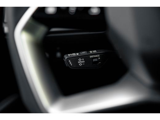 Audi Q4 e-tron Audi Advanced edition | Achterklep, automatisch bedienbaar | Achteruitrijcamera | Adaptive cruise... ActivLease financial lease
