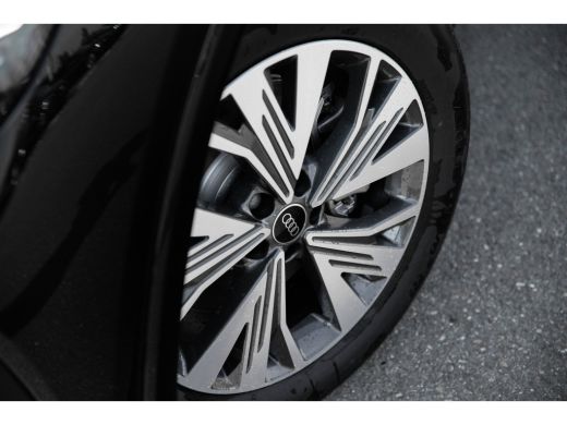 Audi Q4 e-tron Audi Advanced edition | Achterklep, automatisch bedienbaar | Achteruitrijcamera | Adaptive cruise... ActivLease financial lease