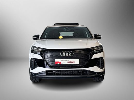 Audi Q4 Sportback e-tron 50 77 kWh 300pk Quattro / MMI navigatie plus / Comfortpakket / Matrix-led / Assistentiepakket plus ActivLease financial lease