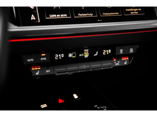 Audi Q4 e-tron S edition | Achterklep, automatisch bedienbaar | Achteruitrijcamera | Adaptive cruise control ActivLease financial lease
