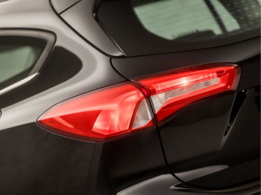 Ford FOCUS Wagon 1.0 EcoBoost Sport (APPLE CARPLAY, GROOT NAVI, CLIMATE, LANE ASSIST, SPORTSTOELEN, CAMERA, LED KO... ActivLease financial lease