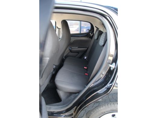 Peugeot 108 Peugeot 1.0 e-VTi Active | Airco | Elek Ramen | Centrale Ver. | Bluetooth | DAB | | Airco | Elek ... ActivLease financial lease