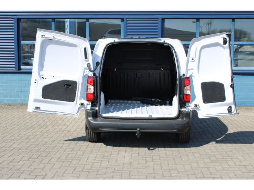 Peugeot Partner 2024 DEMO VOORDEEL | 3-ZITS | TREKHAAK | NAVI BY APP ActivLease financial lease