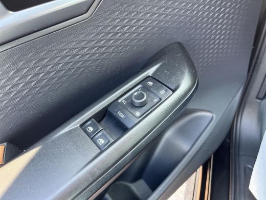 Seat Born Business 62 kWh | 204 Pk | Warmtepomp |  A-Camera | Navi | Clima | ActivLease financial lease