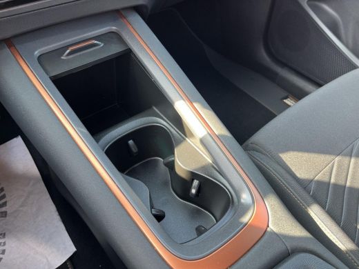 Seat Born Business 62 kWh | 204 Pk | Warmtepomp |  A-Camera | Navi | Clima | ActivLease financial lease