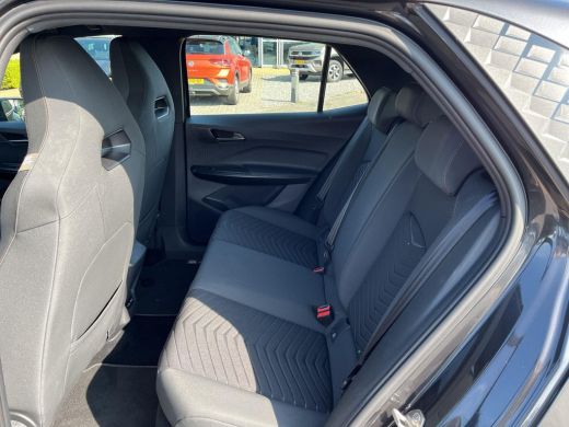 Seat Born Business 62 kWh | 204 Pk | Warmtepomp |  A-Camera | Navi | Clima | ActivLease financial lease