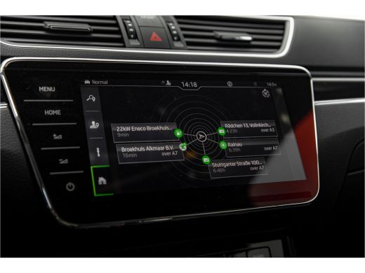 Skoda Superb Combi 1.4 TSI iV 218 pk Laurin & Klement | Trekhaak | Leder | Adapt. Cruise | Camera ActivLease financial lease