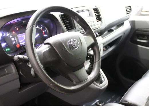 Toyota ProAce Worker 2.0 D-4D 125PK L3H1 EXTRA LANG ActivLease financial lease