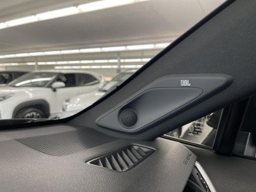 Toyota RAV4 2.5 Plug-in Hybrid AWD Style ActivLease financial lease
