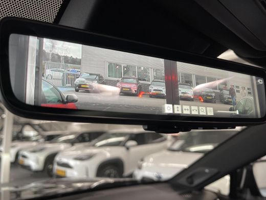 Toyota RAV4 2.5 Plug-in Hybrid AWD Style ActivLease financial lease