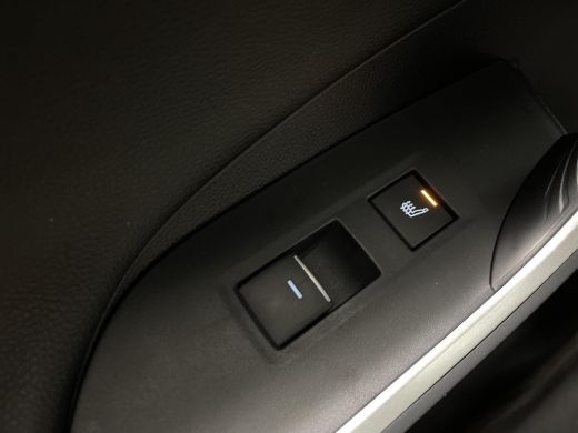 Toyota RAV4 2.5 Plug-in Hybrid AWD Style ActivLease financial lease