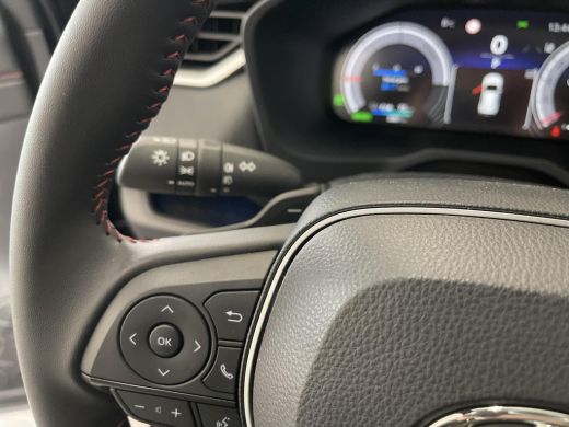 Toyota RAV4 2.5 Plug-in Hybrid AWD Style ActivLease financial lease
