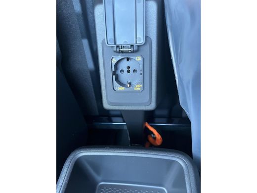 Volkswagen Caddy 2.0 TDI Style BPM Vrij | Stoelverwarming | Trekhaak | Apple Carplay | PDC V+A | 230 Volt | ActivLease financial lease