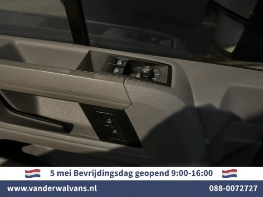 Volkswagen Crafter 2.0 TDI L3H3 L2H2 Euro6 Airco | Imperiaal | Cruisecontrol | Trekhaak Parkeersensoren, Sidebars, B... ActivLease financial lease