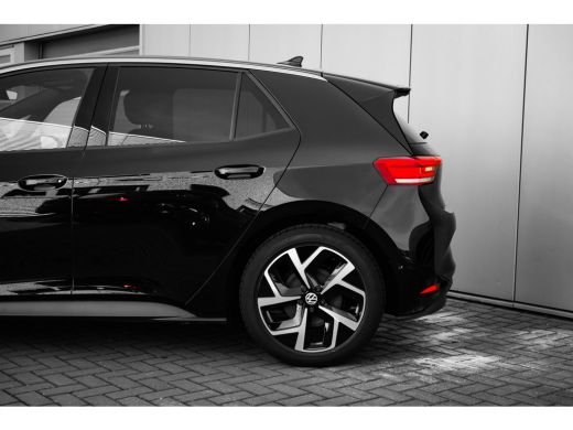 Volkswagen ID.3 Pro Business | Achterlichten LED, luxe uitgevoerd incl. dynamische knipperlichten | Airconditioni... ActivLease financial lease