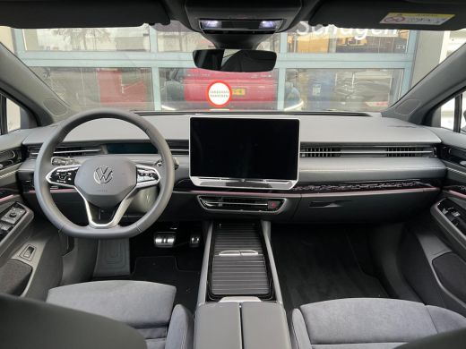 Volkswagen ID.7 Tourer Volkswagen Pro Business | Achterbank in ongelijke delen neerklapbaar incl. middenarmsteun en door... ActivLease financial lease