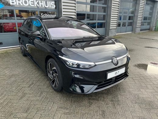 Volkswagen ID.7 Tourer Volkswagen Pro Business | Achterbank in ongelijke delen neerklapbaar incl. middenarmsteun en door... ActivLease financial lease
