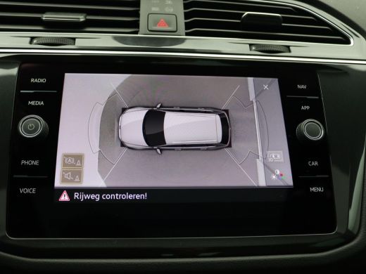 Volkswagen Tiguan 1.4 TSI eHybrid R-Line Business 245PK DSG leder, matrix led, 360gr. camera, side assist, adaptive... ActivLease financial lease