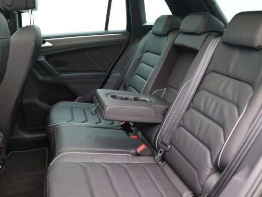 Volkswagen Tiguan 1.4 TSI eHybrid R-Line Business 245PK DSG leder, matrix led, 360gr. camera, side assist, adaptive... ActivLease financial lease