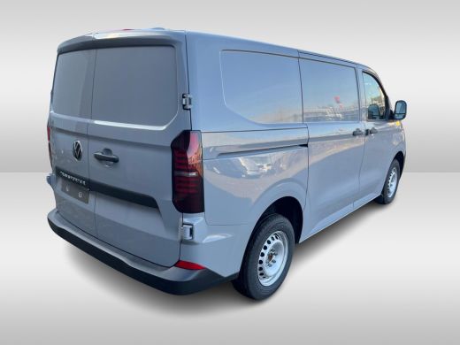 Volkswagen Transporter 2.0 TDI L1H1 28 Life BPM Vrij | Achteruitrij camera | Bijrijdersbank | Apple Carplay | ActivLease financial lease