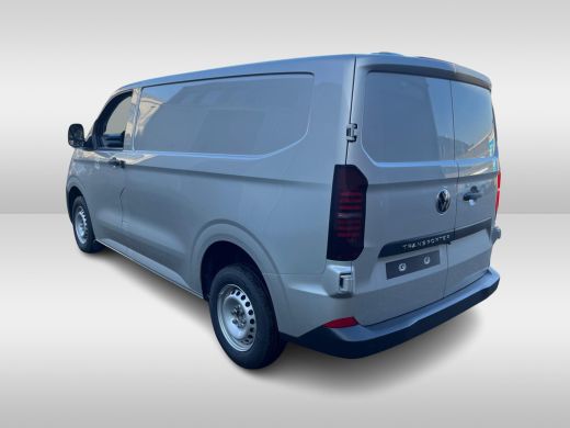 Volkswagen Transporter 2.0 TDI L1H1 28 Life BPM Vrij | PDC V+A | Achteruitrijcamera | Bijrijdersbank | Apple Carplay | ActivLease financial lease