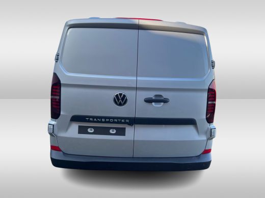 Volkswagen Transporter 2.0 TDI L1H1 28 Life BPM Vrij | PDC V+A | Achteruitrijcamera | Bijrijdersbank | Apple Carplay | ActivLease financial lease