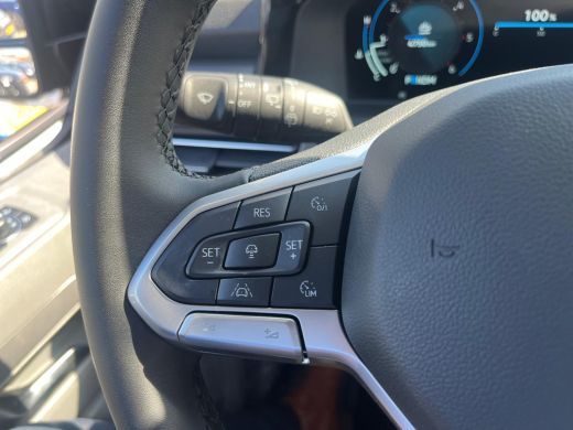 Volkswagen Transporter 2.0 TDI L1H1 28 Style | BPM VRIJ! | Apple Carplay | 16"LMV | Bijrijdersbank BPM Vrij | ACC | Bijr... ActivLease financial lease