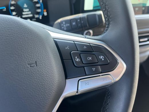 Volkswagen Transporter 2.0 TDI L1H1 28 Style | BPM VRIJ! | Apple Carplay | 16"LMV | Bijrijdersbank BPM Vrij | ACC | Bijr... ActivLease financial lease