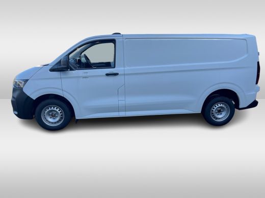 Volkswagen Transporter 2.0 TDI L2H1 30 Life BPM Vrij | PDC V+A | Camera achter | Bijrijdersbank | Apple CarPlay | ActivLease financial lease