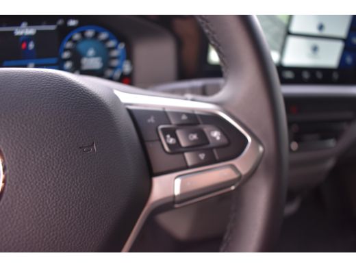 Volkswagen Transporter 2.0 TDI L2H1 DSG-8 30 Style | NIEUWE TYPE | TREKHAAK | CAMERA | NAVIGATIE ActivLease financial lease