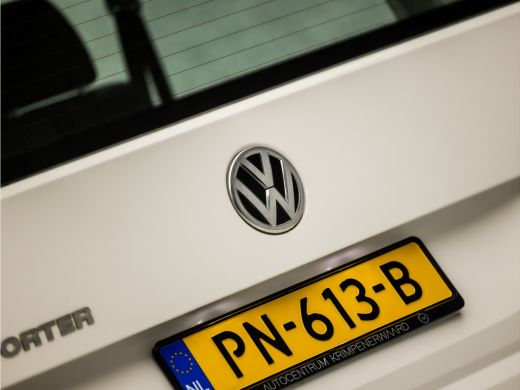 Volkswagen Transporter Kombi 2.0 TDI L2H1 8 Persoons (APPLE CARPLAY, NAVIGATIE, BLUETOOTH, AIRCO, ELEK PAKKET, ARMSTEUN, SPORT... ActivLease financial lease